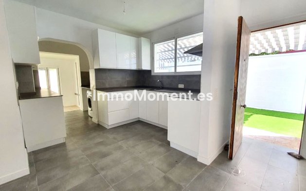 Reventa - Villa independiente - Fuengirola - Fuengirola Centro