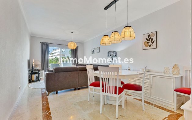 Revente - Appartement - Estepona  - Estepona Centro