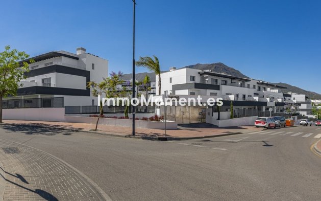 Revente - Appartement - Estepona  - Estepona Centro
