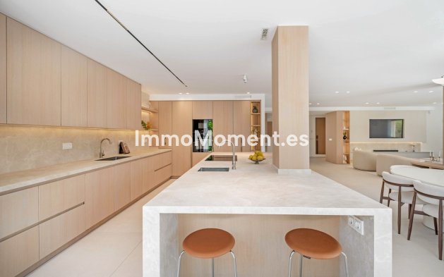 Resale - Detached villa - Benahavís - La Quinta