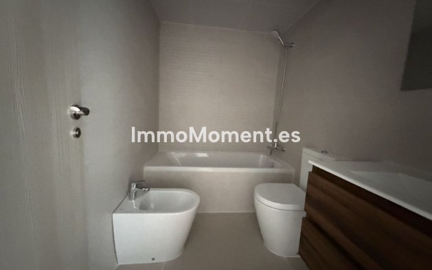 Resale - Apartment - Manilva - La Duquesa