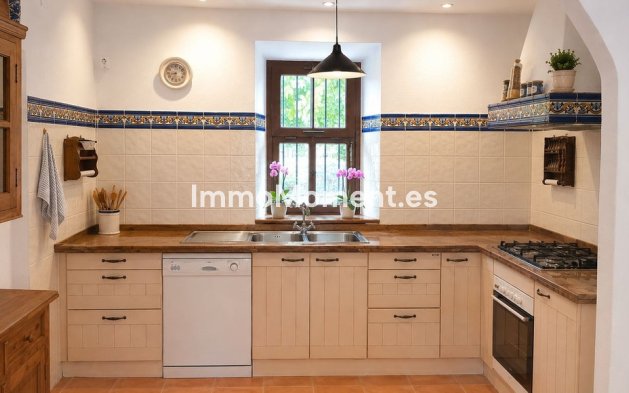 Bestaande woning - Landhuis - Binnenland  - Alhaurín de la Torre