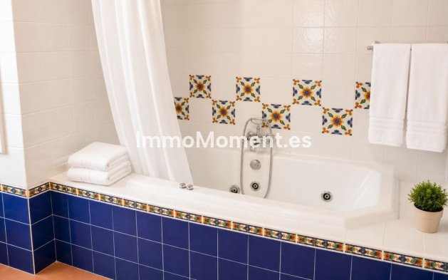 Bestaande woning - Landhuis - Binnenland  - Alhaurín de la Torre