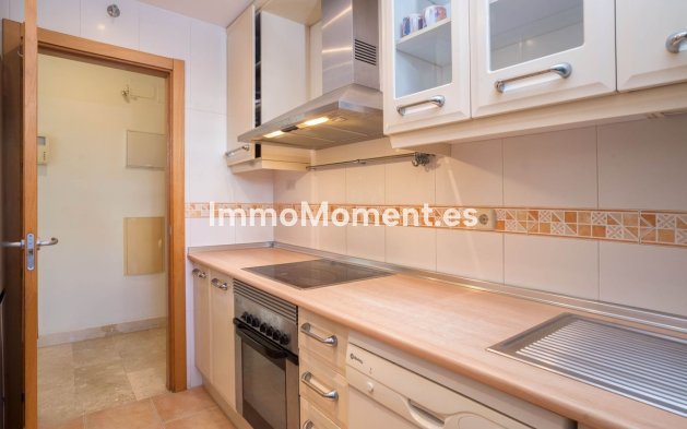 Resale - Apartment - Marbella - Marbesa