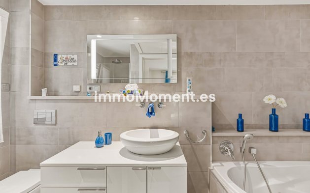 Wiederverkauf - Freistehende Villa - Marbella - El Rosario
