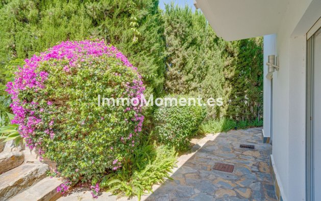 Wiederverkauf - Freistehende Villa - Marbella - El Rosario