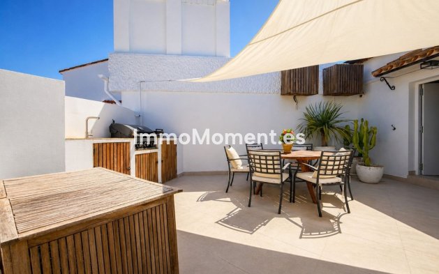 Bestaande woning - Rijtjeshuis - Estepona  - Estepona Centro