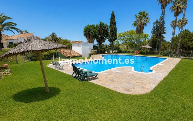 Bestaande woning - Rijtjeshuis - Estepona  - Estepona Centro