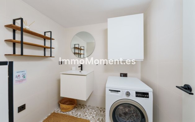 Revente - Maison mitoyenne - Estepona  - Estepona Centro