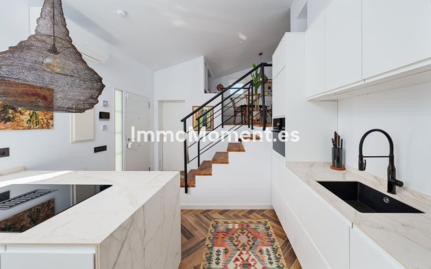 Revente - Maison mitoyenne - Estepona  - Estepona Centro