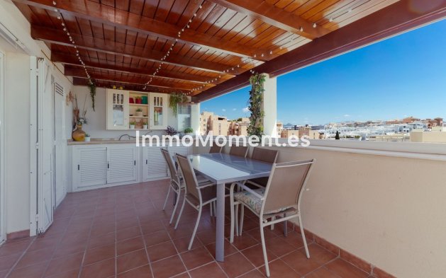 Resale - Apartment - Estepona - Estepona Centro