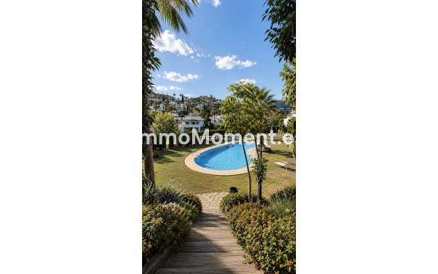 Wiederverkauf - Wohnung - Marbella - Nueva Andalucía