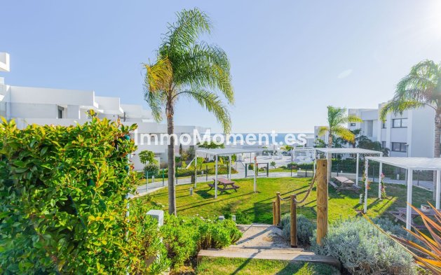 Resale - Apartment - Manilva