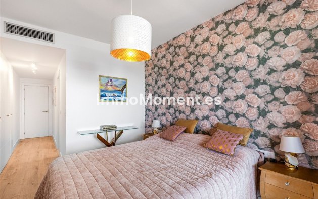 Resale - Apartment - Manilva