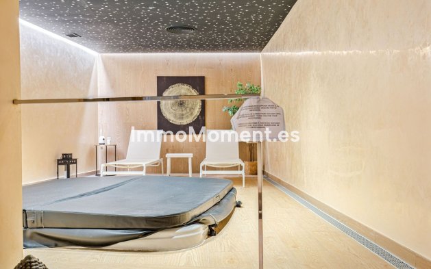 Resale - Apartment - Manilva