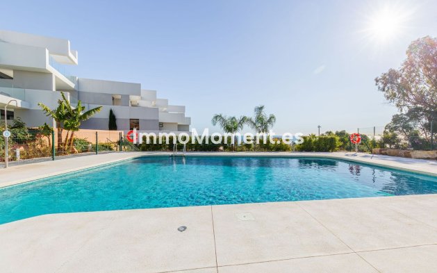 Resale - Apartment - Manilva