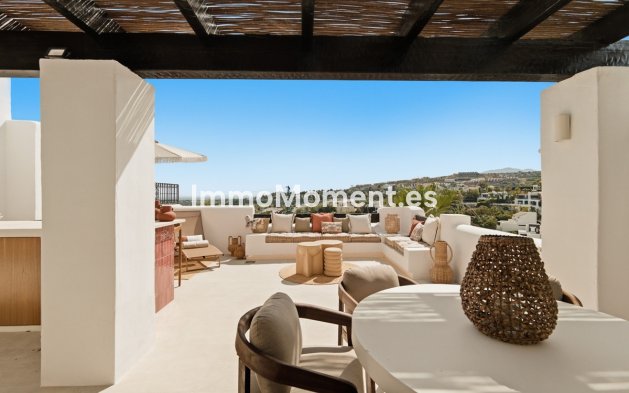 Resale - Apartment - Benahavís - Benahavís Centro