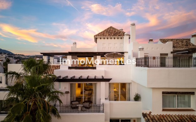 Resale - Apartment - Benahavís - Benahavís Centro