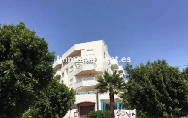 Wiederverkauf - Wohnung - Marbella - El Rosario
