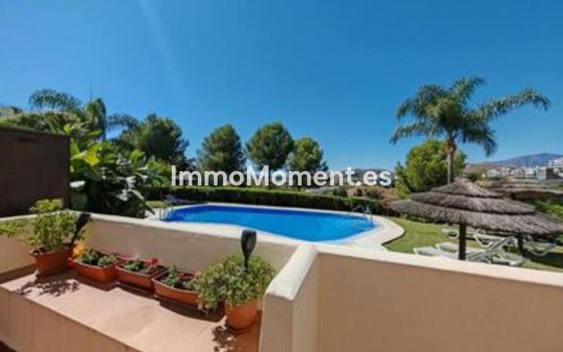 Resale - Apartment - Benahavís - Benahavís Centro