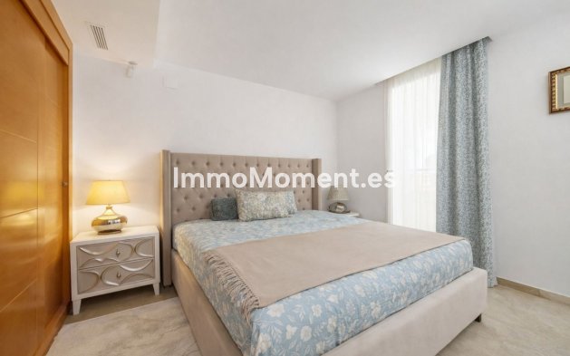 Resale - Apartment - Benahavís - Benahavís Centro