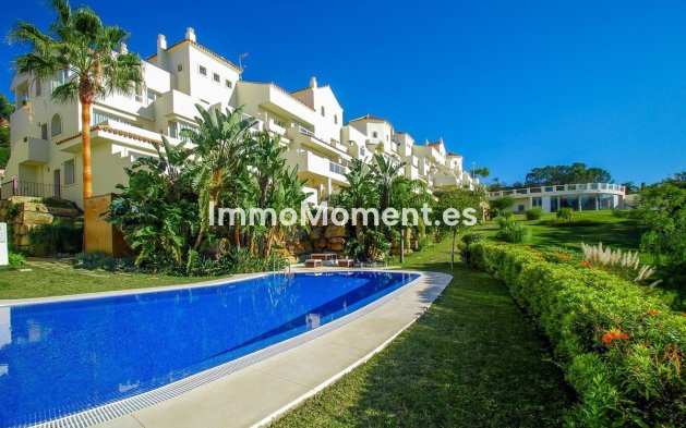 Resale - Apartment - Benahavís - Benahavís Centro