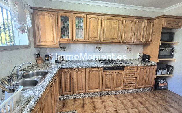Resale - Detached villa - Inland  - Alhaurín de la Torre