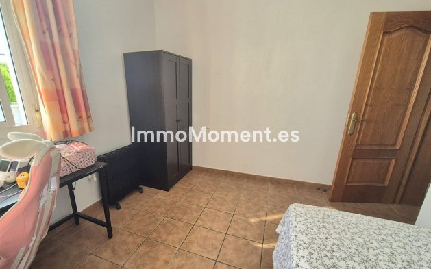 Resale - Detached villa - Inland  - Alhaurín de la Torre