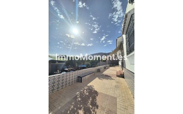Resale - Detached villa - Inland  - Alhaurín de la Torre