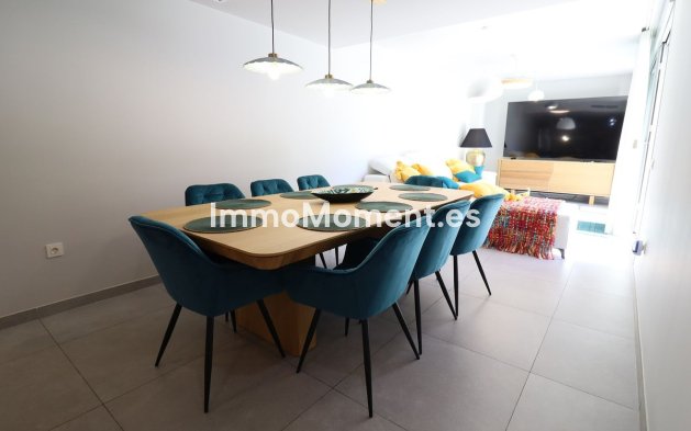 Resale - Apartment - Marbella - Elviria