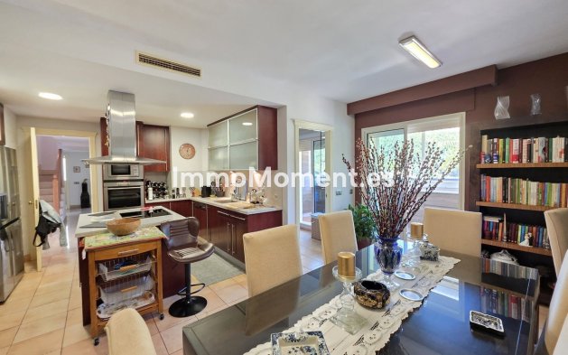Wiederverkauf - Wohnung - Marbella - Sierra Blanca