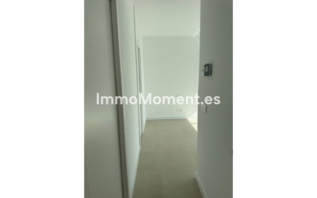Reventa - Villa independiente - Estepona  - Atalaya