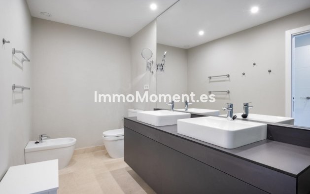 Bestaande woning - Appartement - Estepona  - Selwo