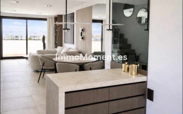 Resale - Apartment - Estepona - Estepona Centro