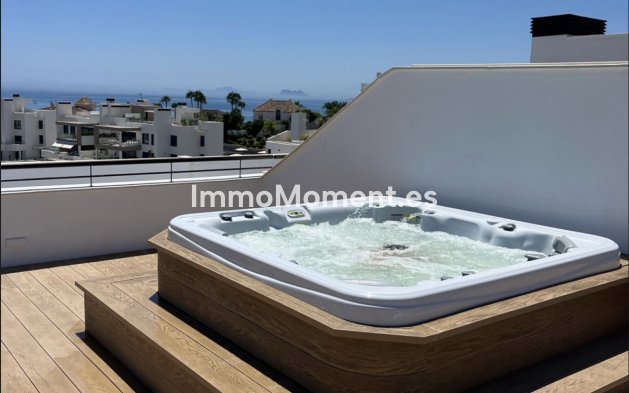Resale - Apartment - Estepona - Estepona Centro