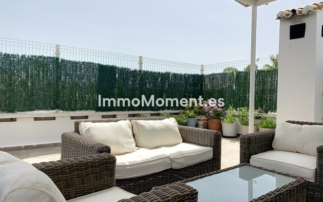 Wiederverkauf - Freistehende Villa - Estepona  - Estepona Centro