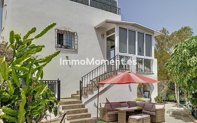 Wiederverkauf - Freistehende Villa - Estepona  - Estepona Centro