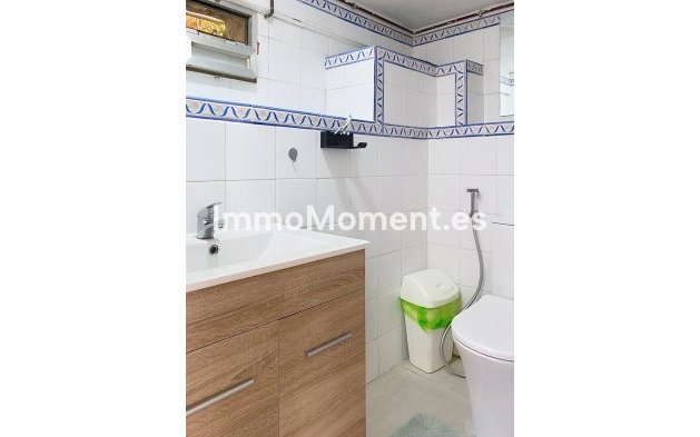 Wiederverkauf - Freistehende Villa - Estepona  - Estepona Centro