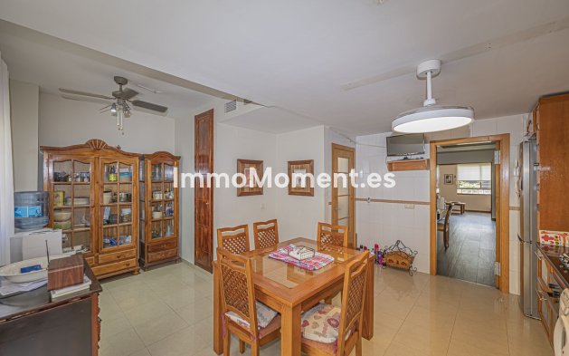 Resale - Detached villa - Inland  - Alhaurín de la Torre