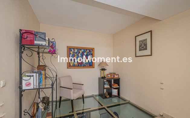 Resale - Detached villa - Inland  - Alhaurín de la Torre