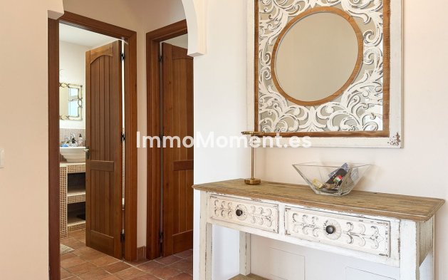 Resale - Apartment - Benalmadena - La Capellania