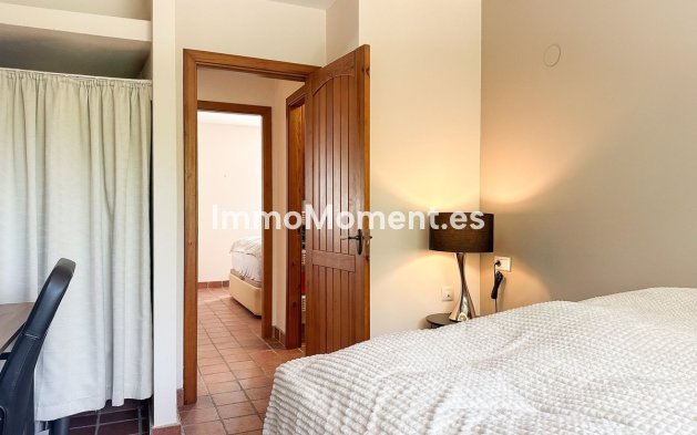Resale - Apartment - Benalmadena - La Capellania