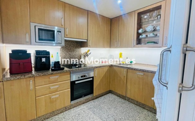 Revente - Appartement - Estepona  - Estepona Centro