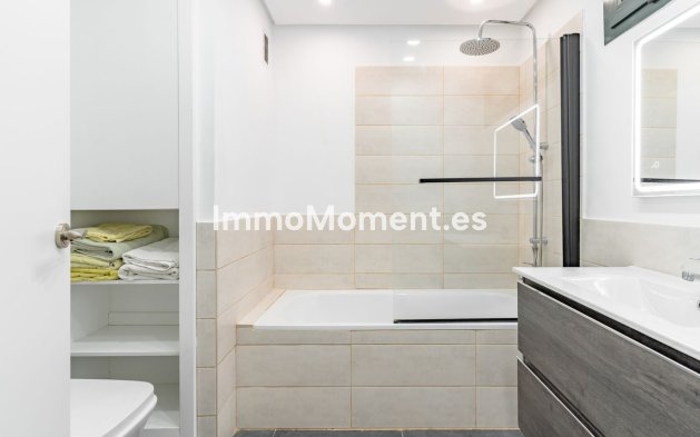 Resale - Apartment - Benalmadena - Benalmadena Costa