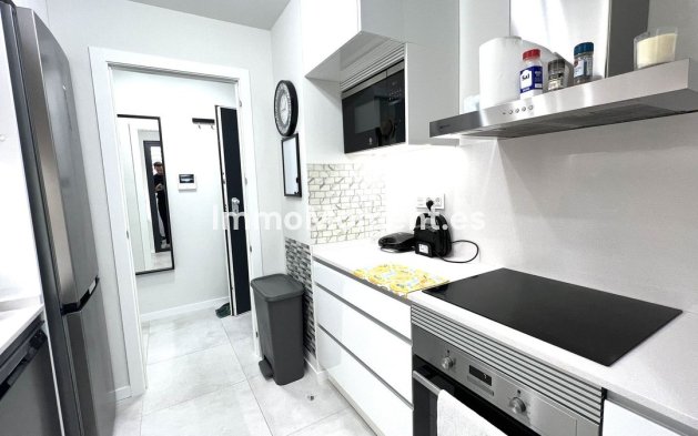 Resale - Apartment - Pilar de la Horadada - Pilar de la Horadada Centro