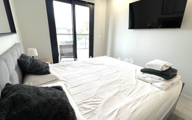Resale - Apartment - Pilar de la Horadada - Pilar de la Horadada Centro