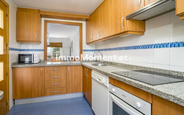 Wiederverkauf - Wohnung - Estepona  - Selwo