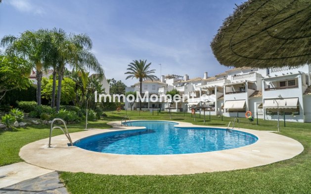 Wiederverkauf - Wohnung - Estepona  - Selwo