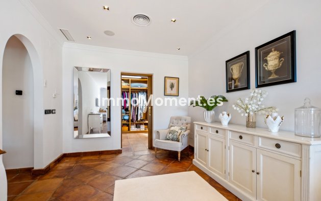 Resale - Detached villa - Benahavís - El Madroñal