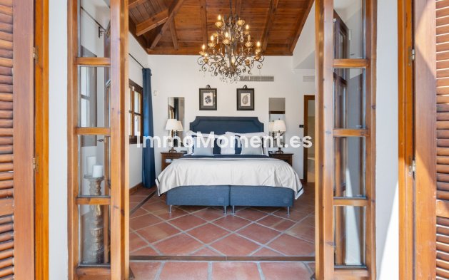 Resale - Detached villa - Benahavís - El Madroñal